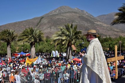 Jóvenes de la Pastoral PUCV celebran su fe en Los Andes