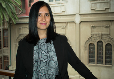 Viviana Ponce de León es la nueva doctora en Derecho PUCV