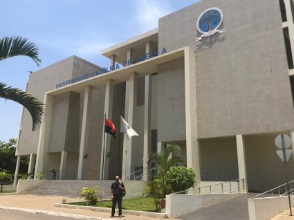 Angola y la EIC: académico visita Universidad Católica de Angola con miras a generar convenio de cooperación entre ambas Casas de Estudio