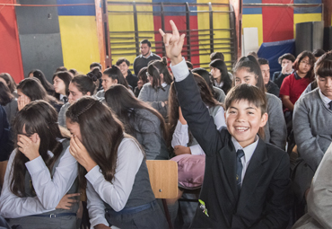 Con concierto pedagógico se inaugura proyecto “Orquesta de Cámara PUCV” en Liceo Bicentenario