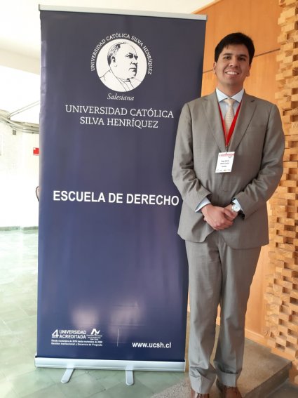 Ex alumno expone en Congreso Internacional de Derechos Humanos