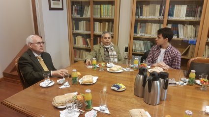 Catedrático de la Universidad Huelva participa en actividades académicas en Derecho PUCV