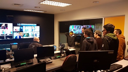 Curso de Sistemas de Televisión realiza visitas técnicas a Laboratorio de Ginga de la USM y operadores de TV Digital en Santiago