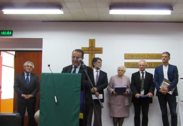 Profesor Kamel Harire recibió distinción de la Comunidad Teológica Evangélica de Chile