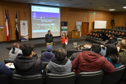 El Núcleo de Biotecnología de Curauma realiza seminario sobre Agricultura Familiar Campesina