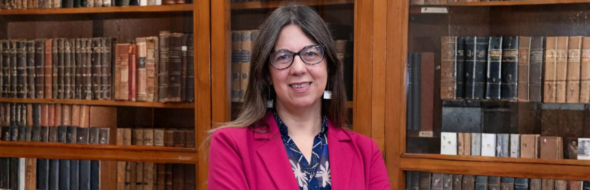 Dra. Loreto Moya es confirmada como decana de Teología PUCV