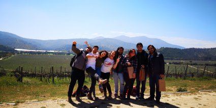Estudiantes de la asignatura Enotecnia conocen en terreno los procesos para la elaboración del vino