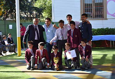 Director de Escuela de Agronomía participa en ceremonia de premiación del Campeonato Interescuelas de la Escuela Básica La Palma