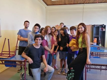 Estudiantes de Derecho PUCV imparten clases de Educación Cívica en Valparaíso
