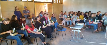 Académica Mónica Castro participó en "Expo Pua 2021" en Rapa Nui por aniversario de Conaf