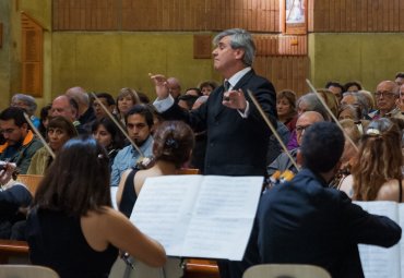 Director de Orquesta de Cámara PUCV ofrecerá charla sobre la Sinfonía