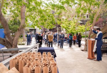 PUCV realiza primera ceremonia de graduación presencial después de un año y medio