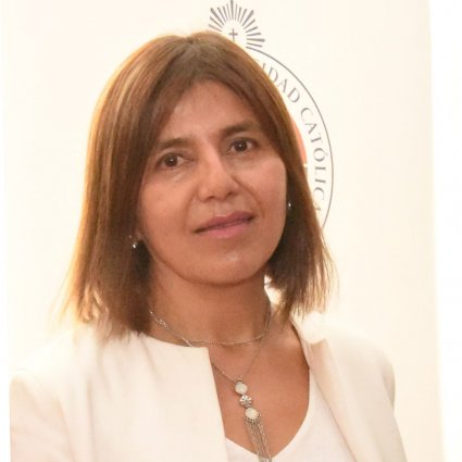 Profesora Claudia Altamirano se adjudica proyecto Anillo de Investigación en Ciencia y Tecnología 2021 para producción de biofármacos.