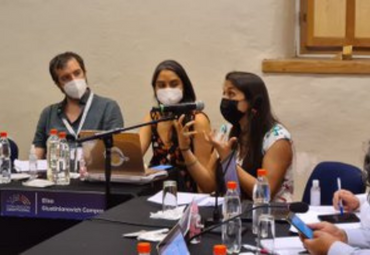 Investigadora Rocío Parra Rocío Parra expone ante la Comisión de Forma de Estado de la Convención Constitucional