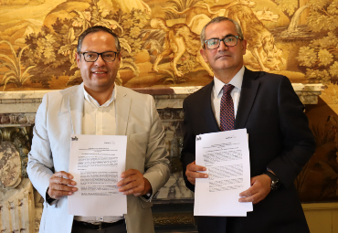 Instituto de Historia PUCV y Museo Baburizza de Valparaíso firmaron convenio de cooperación
