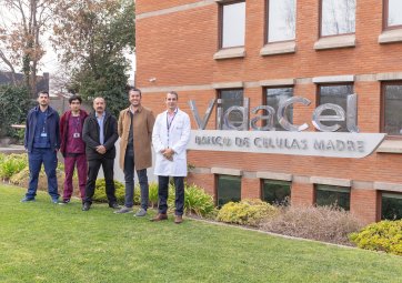 Vidacel firma alianza académica con Pontificia Universidad Católica de Valparaíso
