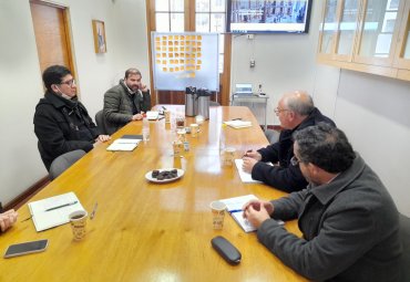 Delegado Episcopal del Área de Educación de la Diócesis de Valparaíso se reúne con la directiva del Instituto de Ciencias Religiosas de la Facultad Eclesiástica de Teología de la PUCV
