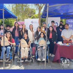Estudiantes PUCV participaron de taller vivencial sobre discapacidad