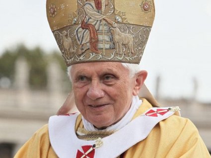 Facultad Eclesiástica de Teología PUCV despide al Papa emérito Benedicto XVI