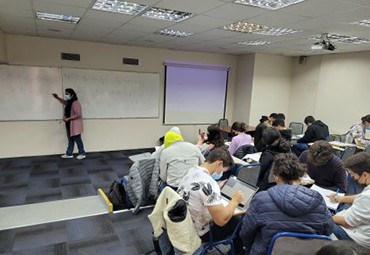 Propedéutico PUCV realizará clases y talleres en Santiago para interesados en estudiar ingenierías