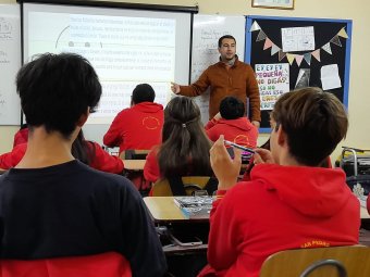 Pedagogía de religión y moral logra acreditarse por dos años