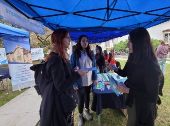 Estudiantes de Programas de Inclusión participaron en ‘Feria Vive Saludable’