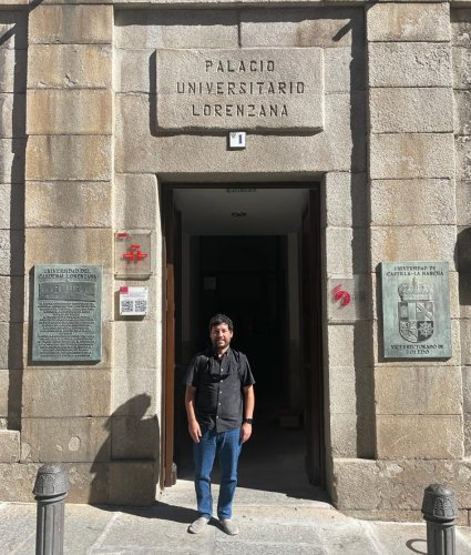 Profesor Daniel Duclos Bastías inicia postdoctorado en España
