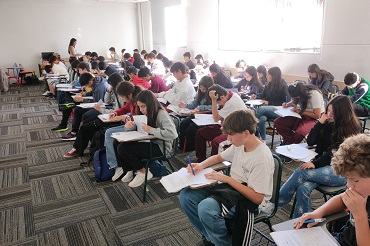 600 estudiantes de la Región de Valparaíso participan del Campeonato Escolar de Matemáticas 2024