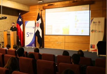 Seminario Internacional marcó cierre del proyecto ACTIBESE e inauguró año académico del Magíster en Actividad Física para la Salud