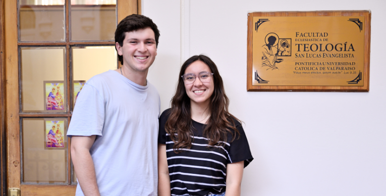 Bachiller Canónico en Teología (Admisión Especial)