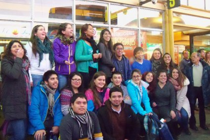 Alumnos del Instituto de Matemáticas viajan a Chiloé para participar del “Taller en Liceos de Localidades Rurales” - Foto 1