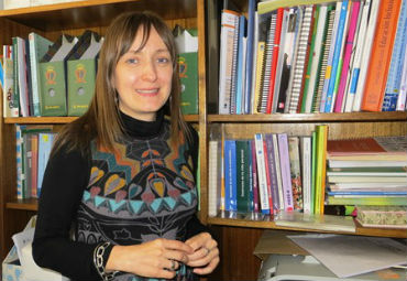 Profesora de la Universidad de Salamanca visita Escuela de Pedagogía