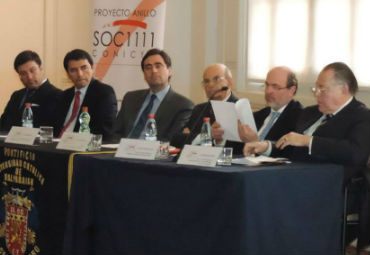 Académicos se reúnen en Congreso Mundial de Derecho Romano en la PUCV - Foto 1