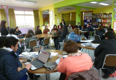 Profesores en formación inician su práctica profesional en liceo de Belloto - Foto 2