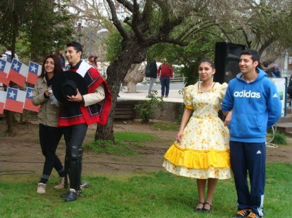 Estudiantes PUCV celebran fiestas patrias en “Previa Dieciochera” - Foto 3