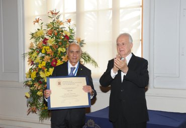 PUCV distingue como Doctor Scientiae et Honoris Causa a académico italiano Umberto Laffi - Foto 2