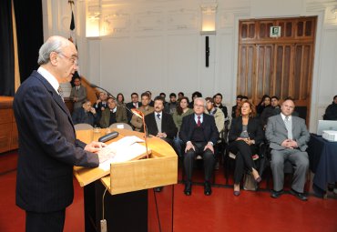 PUCV distingue como Doctor Scientiae et Honoris Causa a académico italiano Umberto Laffi - Foto 3
