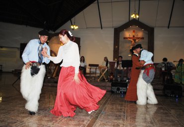 Escuela de Agronomía celebra sus 52 años recorriendo las tradiciones de Chile en Quillota - Foto 1