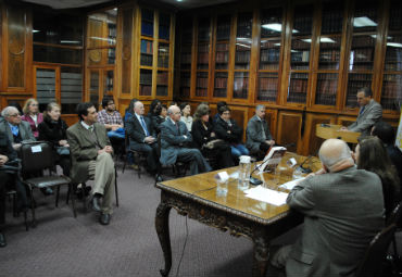 Académica de Trabajo Social presenta segunda edición de su libro “Derecho de Familia” - Foto 3