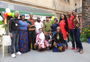 PUCV celebró Día Internacional con feria cultural donde participaron alumnos de 13 países - Foto 2