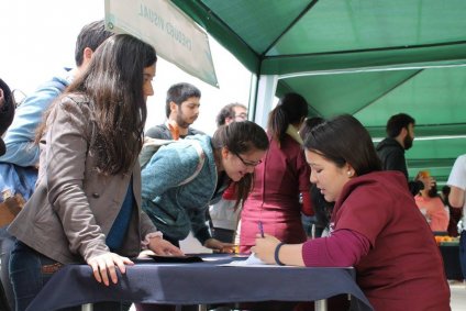 Última Feria Saludable del 2015 se realizó en el Campus Curauma - Foto 4