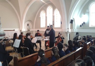 Finalizó Temporada de Conciertos Educacionales 2015 con presentación en colegio Carlos Cousiño de Valparaíso - Foto 1