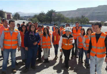 Ingeniería Civil en Metalurgia Extractiva realiza gira de estudios a mineras en el norte del país - Foto 2