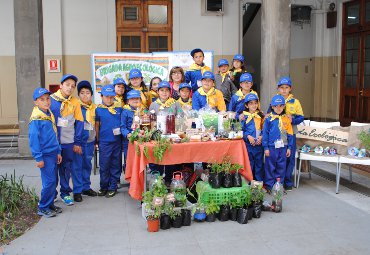 Programa de Emprendimiento Escolar de la PUCV distinguió a más de 700 alumnos que participaron en los Clubes 2015 - Foto 3