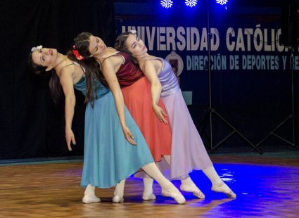 PUCV organiza el 11º Interuniversitario de Danza - Foto 2