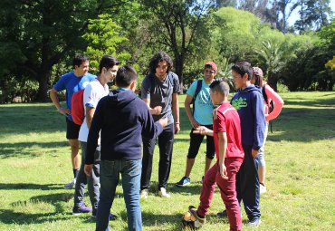 Escuela de Educación Física realiza talleres recreativos para alumnos de la Escuela Blas Cuevas de Valparaíso - Foto 3