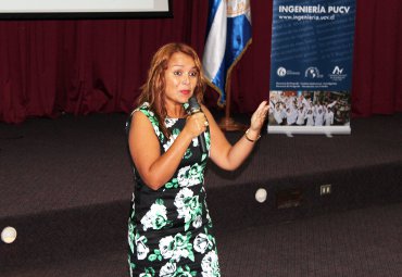 Escuela de Ingeniería en Construcción conmemora Día Mundial del Reciclador - Foto 2