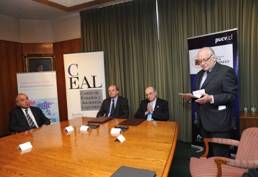 Magíster en Relaciones Internacionales PUCV y Senado de Chile firman convenio de colaboración - Foto 2