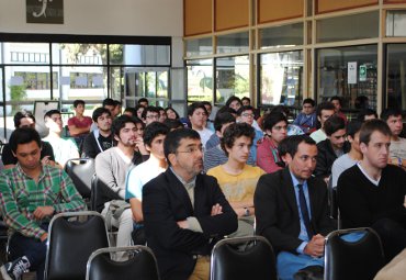 Escuela de Ingeniería Mecánica inaugura año académico con presentación de su Centro de Ex Alumnos - Foto 2