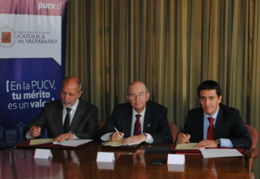PUCV implementará magíster internacional en Banca y Mercados Financieros - Foto 1